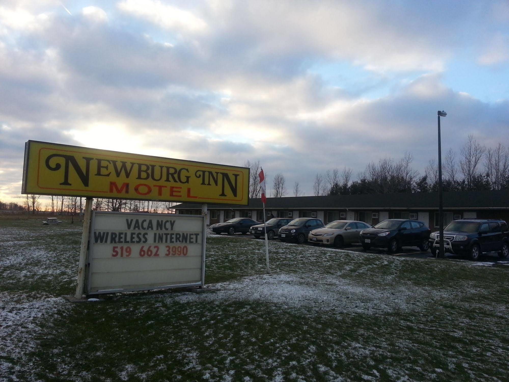 Newburg Inn Motel New Hamburg ภายนอก รูปภาพ